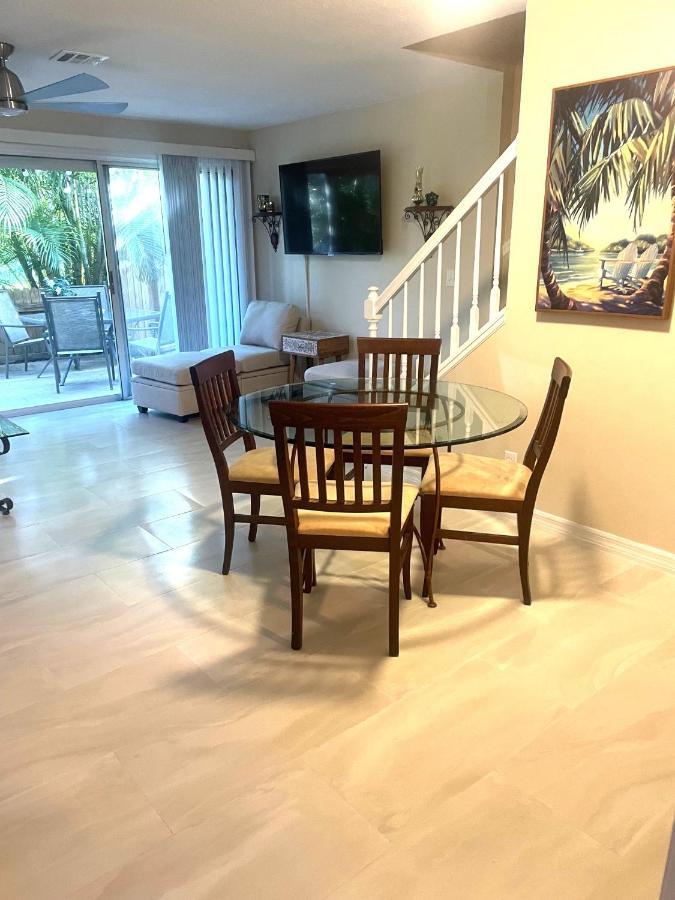 Coastal Townhome In Jupiter 1 Mile To Beach! Ngoại thất bức ảnh
